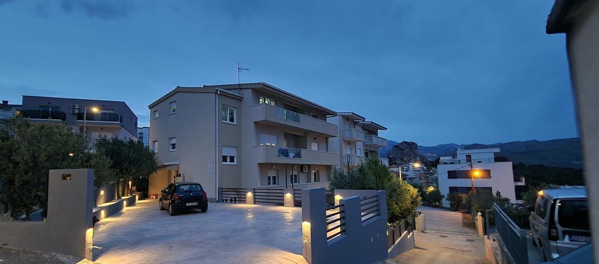 Amfora Apartment *